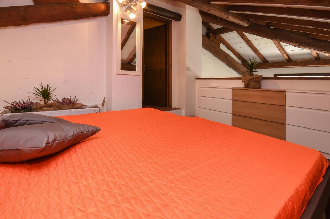 Apartmán Cascina Aurora Moniga del Garda Exteriér fotografie
