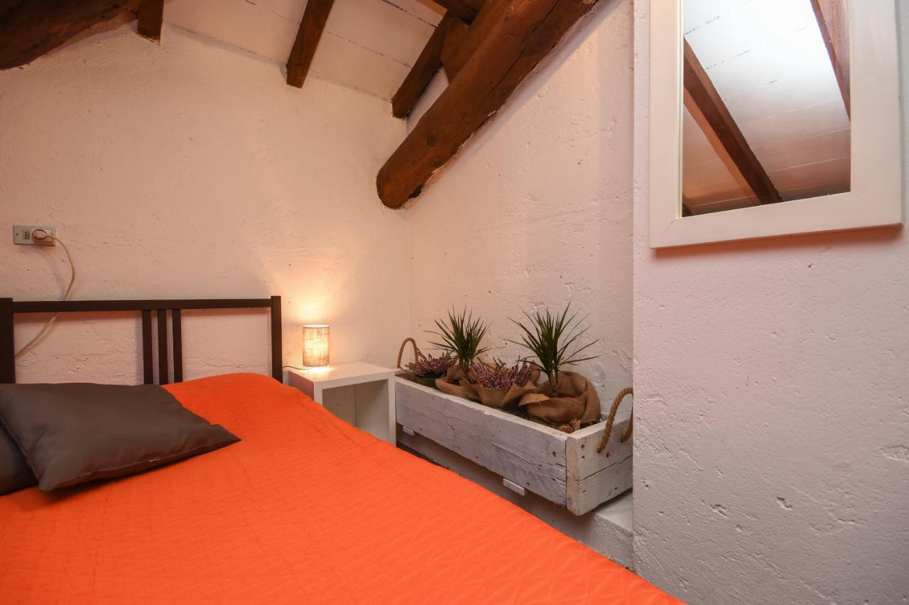 Apartmán Cascina Aurora Moniga del Garda Exteriér fotografie